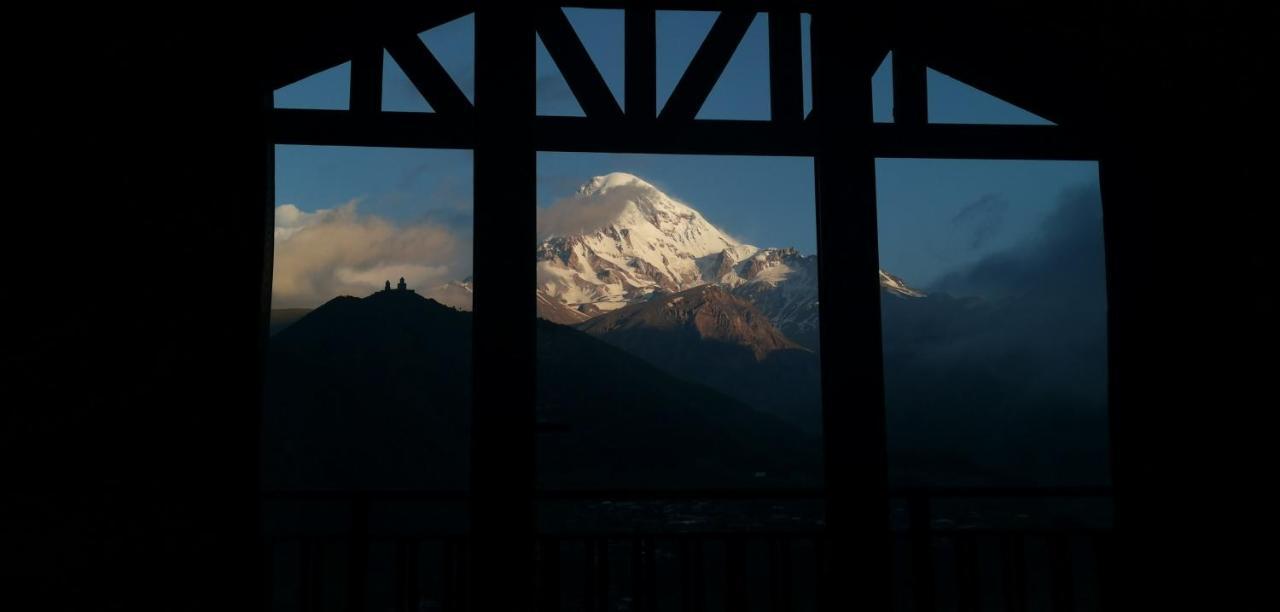 Aronia Kazbegi Hotel Exterior photo