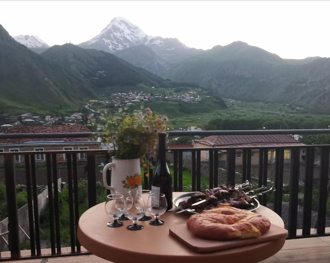 Aronia Kazbegi Hotel Exterior photo