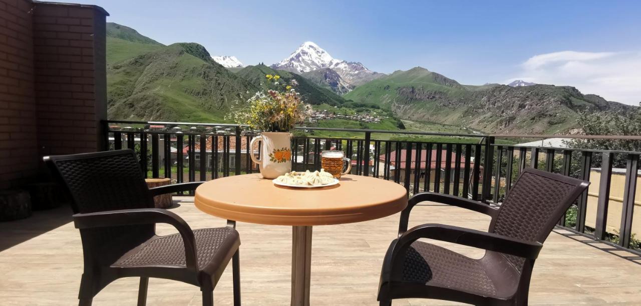 Aronia Kazbegi Hotel Exterior photo