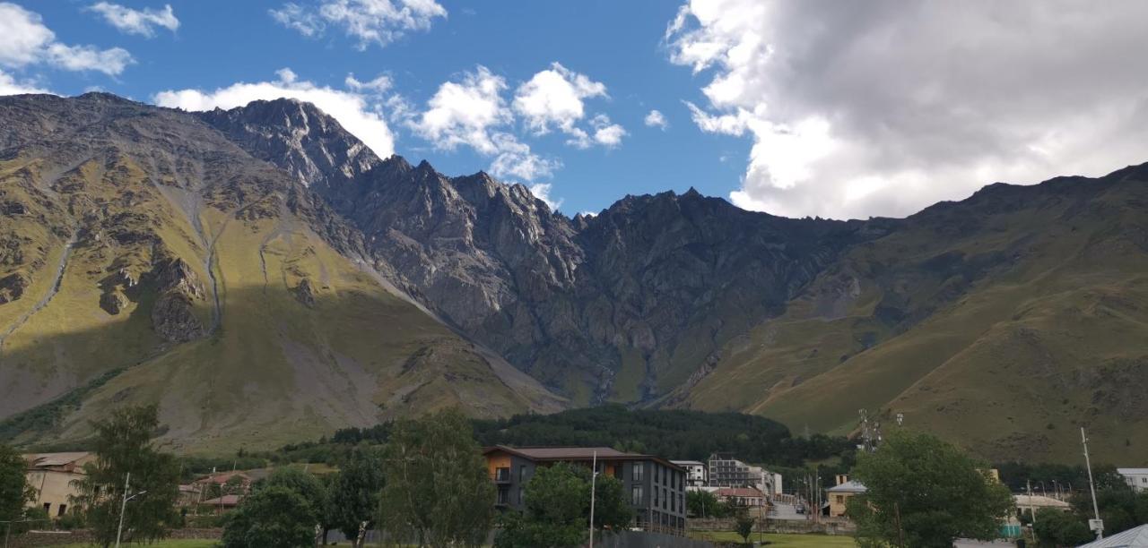 Aronia Kazbegi Hotel Exterior photo